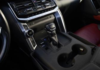 Подержанный автомобиль Toyota Land Cruiser Suv 2021 года (24 фото)