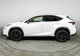 Подержанный автомобиль Lexus NX 2017 года (8 фото)