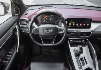 Подержанный автомобиль Geely Coolray 2020 года (13 фото)