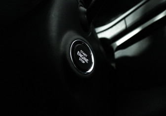 Подержанный автомобиль Skoda Karoq 2021 года (18 фото)