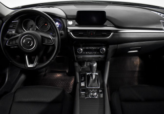 Подержанный автомобиль Mazda 6 Sedan 2018 года (14 фото)