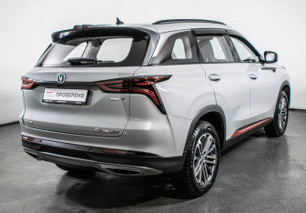 Подержанный автомобиль Changan CS75PLUS 2023 года (5 фото)