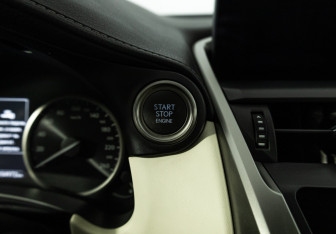 Подержанный автомобиль Lexus NX 2018 года (20 фото)