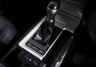 Подержанный автомобиль Toyota Land Cruiser Prado 2019 года (11 фото)