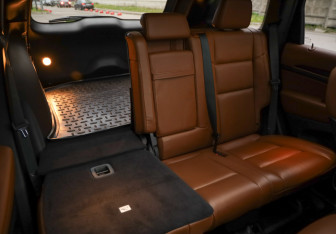 Подержанный автомобиль Jeep Grand Cherokee 2021 года (34 фото)