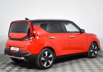 Подержанный автомобиль Kia Soul 2021 года (5 фото)