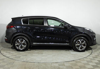 Подержанный автомобиль Kia Sportage 2020 года (4 фото)