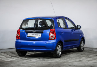 Подержанный автомобиль Kia Picanto 2010 года (5 фото)