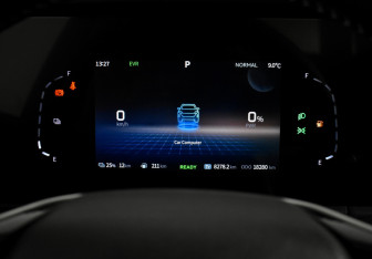 Подержанный автомобиль Evolute i-SPACE 2024 года (22 фото)