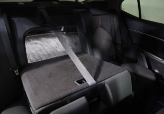 Подержанный автомобиль Toyota Camry Sedan 2018 года (22 фото)