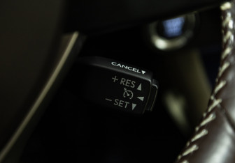 Подержанный автомобиль Lexus RX 2016 года (21 фото)