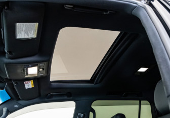 Подержанный автомобиль Toyota Land Cruiser Suv 2020 года (16 фото)