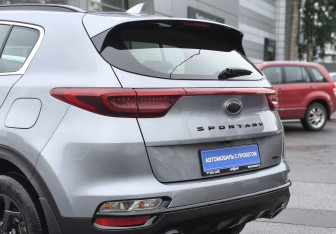 Подержанный автомобиль Kia Sportage 2021 года (7 фото)