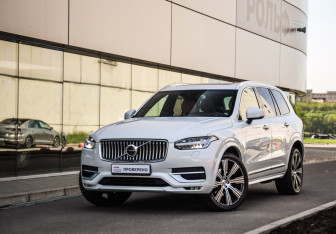 Подержанный автомобиль Volvo XC90 2020 года (1 фото)