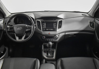 Подержанный автомобиль Hyundai Creta 2017 года (13 фото)