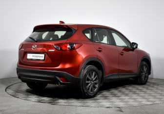 Подержанный автомобиль Mazda CX-5 2012 года (5 фото)