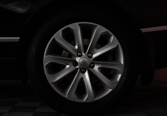 Подержанный автомобиль Land Rover Range Rover 2017 года (31 фото)