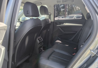 Подержанный автомобиль Audi Q5 2019 года (23 фото)