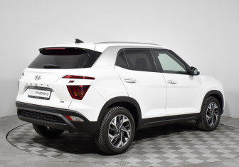 Подержанный автомобиль Hyundai Creta 2021 года (5 фото)