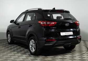 Подержанный автомобиль Hyundai Creta 2016 года (7 фото)