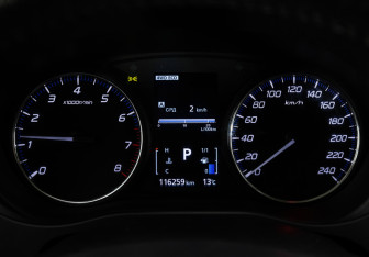 Подержанный автомобиль Mitsubishi Outlander 2016 года (27 фото)