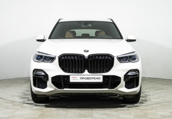 Подержанный автомобиль BMW X5 2019 года (2 фото)