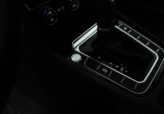 Подержанный автомобиль Volkswagen Passat Sedan 2017 года (18 фото)