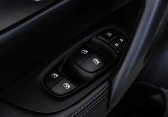 Подержанный автомобиль Nissan Qashqai 2021 года (17 фото)