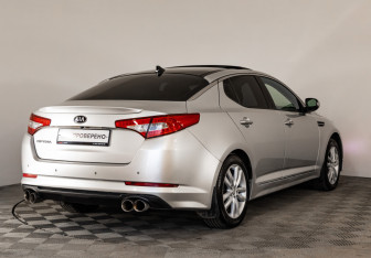 Подержанный автомобиль Kia Optima Sedan 2012 года (6 фото)