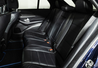 Подержанный автомобиль Mercedes-Benz GLE 2021 года (10 фото)