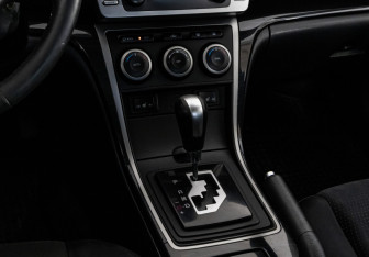 Подержанный автомобиль Mazda 6 Sedan 2008 года (12 фото)