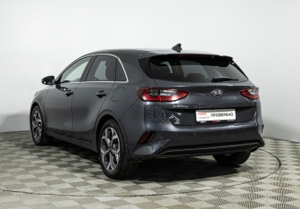Подержанный автомобиль Kia Ceed Hatchback 2018 года (7 фото)