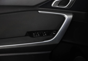 Подержанный автомобиль Kia Ceed Wagon 2022 года (21 фото)