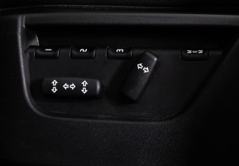 Подержанный автомобиль Land Rover Freelander 2010 года (19 фото)