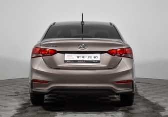 Подержанный автомобиль Hyundai Solaris Sedan 2018 года (6 фото)