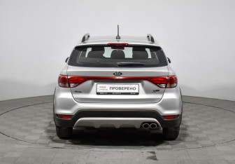 Подержанный автомобиль Kia Rio Hatchback 2018 года (6 фото)