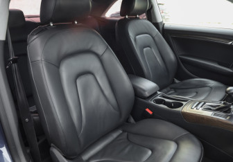 Подержанный автомобиль Audi A5 Coupe 2015 года (22 фото)