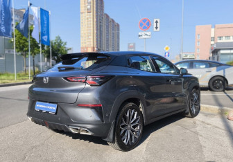 Подержанный автомобиль Changan UNI-T 2023 года (4 фото)