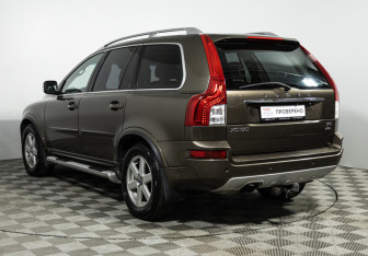 Подержанный автомобиль Volvo XC90 2012 года (7 фото)