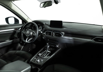 Подержанный автомобиль Mazda CX-5 2021 года (9 фото)