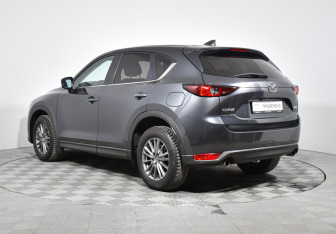 Подержанный автомобиль Mazda CX-5 2017 года (7 фото)