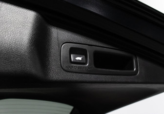 Подержанный автомобиль Honda CR-V 2017 года (16 фото)