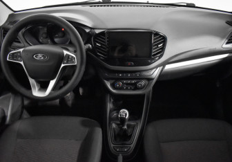 Подержанный автомобиль LADA (ВАЗ) Vesta Wagon 2018 года (13 фото)