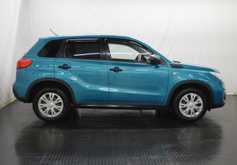 Подержанный автомобиль Suzuki Vitara 2018 года (4 фото)