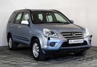 Подержанный автомобиль Honda CR-V 2006 года (3 фото)