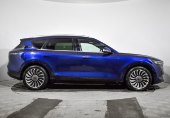 Подержанный автомобиль Voyah Free 2023 года (4 фото)