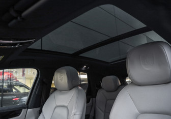Подержанный автомобиль Porsche Cayenne 2019 года (28 фото)