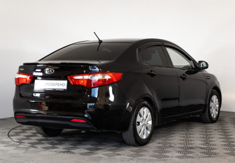 Подержанный автомобиль Kia Rio Sedan 2012 года (5 фото)