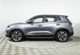 Подержанный автомобиль Chery Tiggo 4 Pro 2023 года (8 фото)