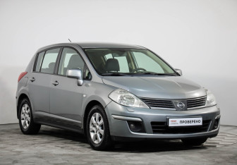 Подержанный автомобиль Nissan Tiida Hatchback 2008 года (3 фото)